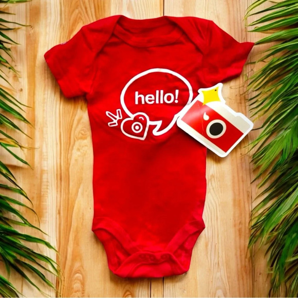 NWT Target ‘Hello’ Red Onsie - Baby’s First Target Trip - 3-6M - Picture 1 of 7